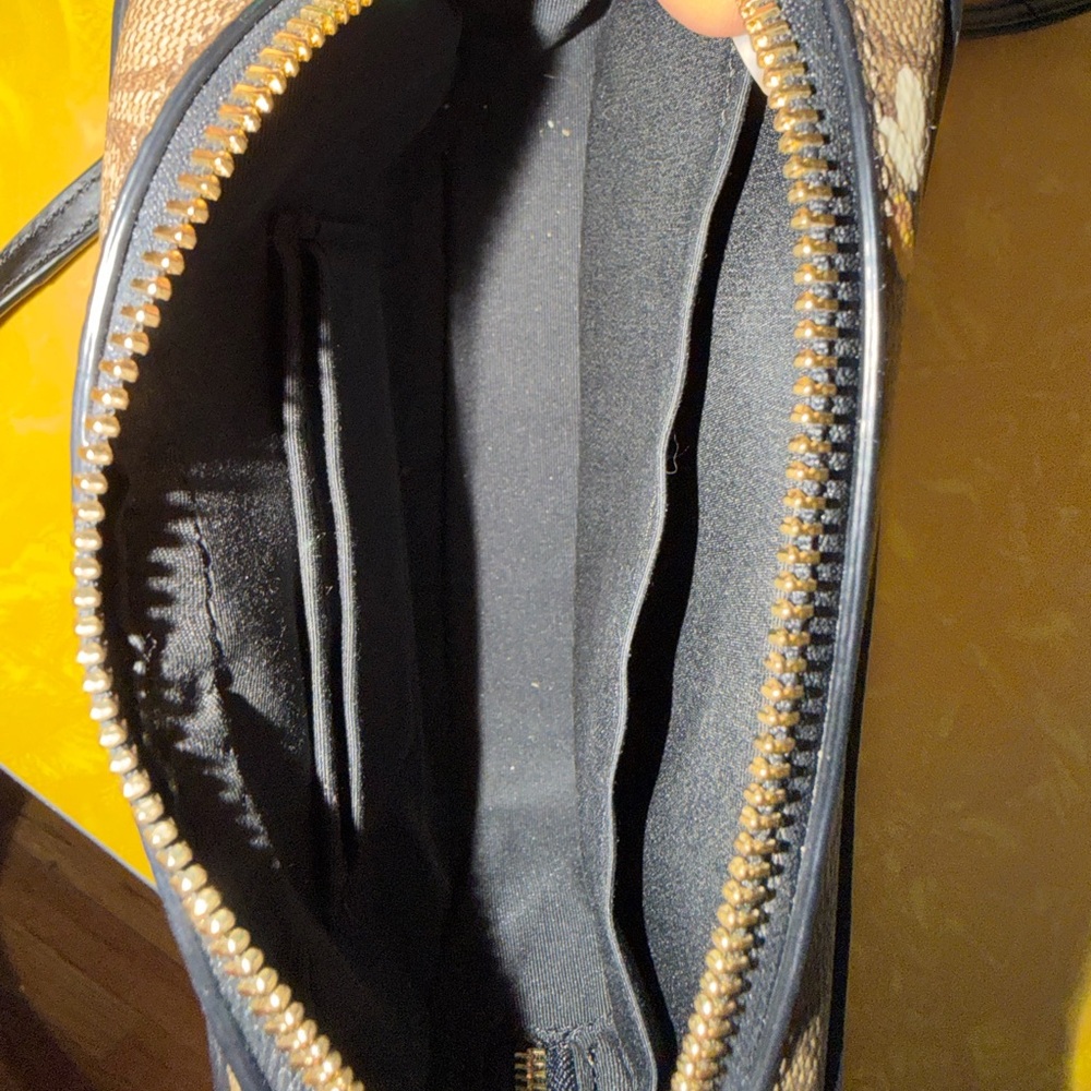 Coach Tan Crossbody Bag with Bee Design - Picture 4 of 5